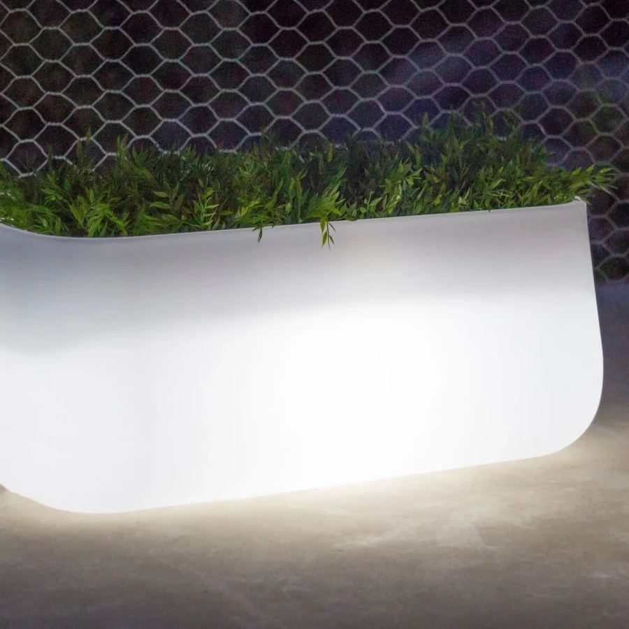 
                    LED svítící květináč VASCA
                    
                        plast, výška 40 cm, bílá
                    
                